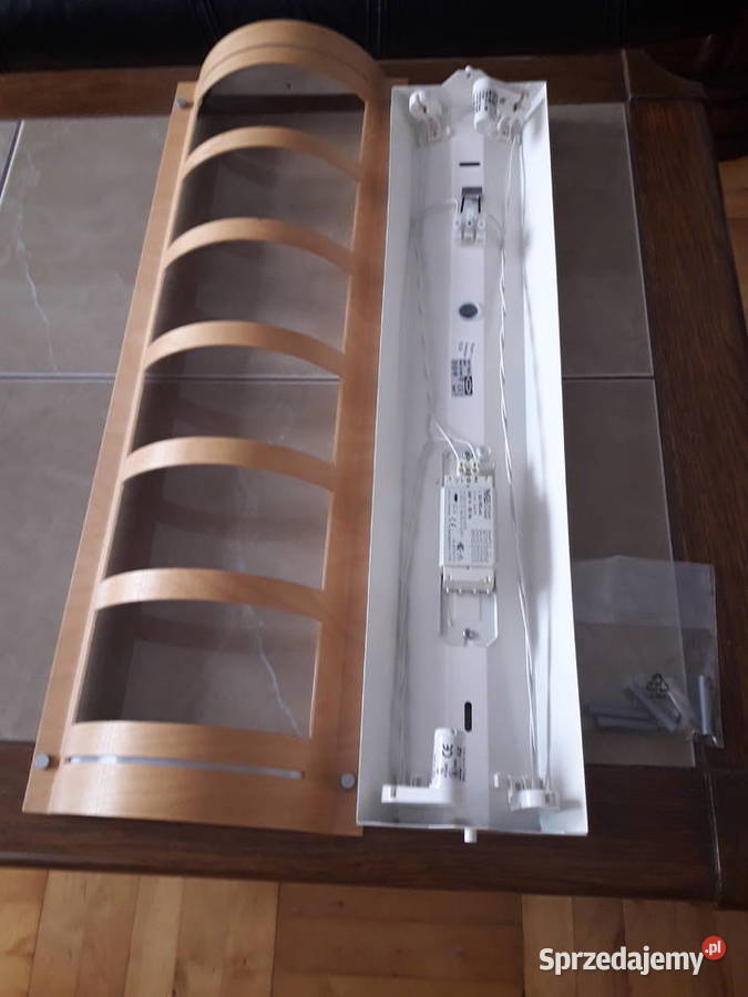 Lampa kinkiet Strimma proj KM Haobera Szwecja