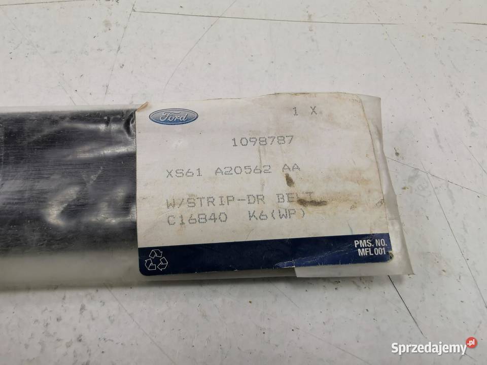 LISTWA ZGARNIAJĄCA PRZÓD FORD FIESTA 2002