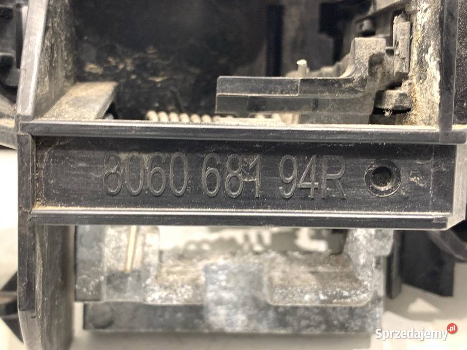 KLAMKA ZEWNĘTRZNA LEWY PRZÓD RENAULT TRAFIC III osobowe