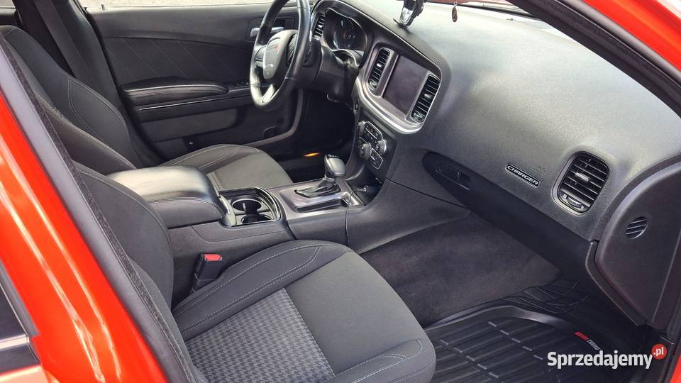 Dodge Charger GT 36L AWD 300 FulLED bezwypadkowy ogranicznik prędkości Proszowice sprzedam