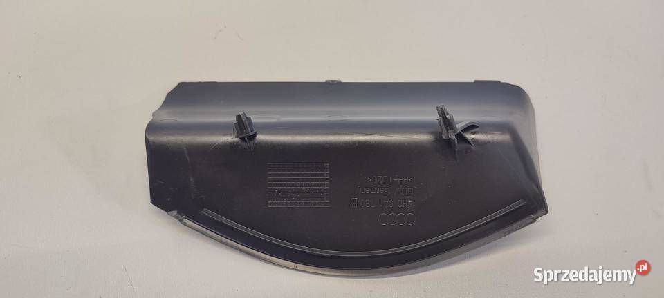 AUDI A8 D4 OSŁONA LAMPY PRAWY TYŁ 4H0941780H dolnośląskie sprzedam