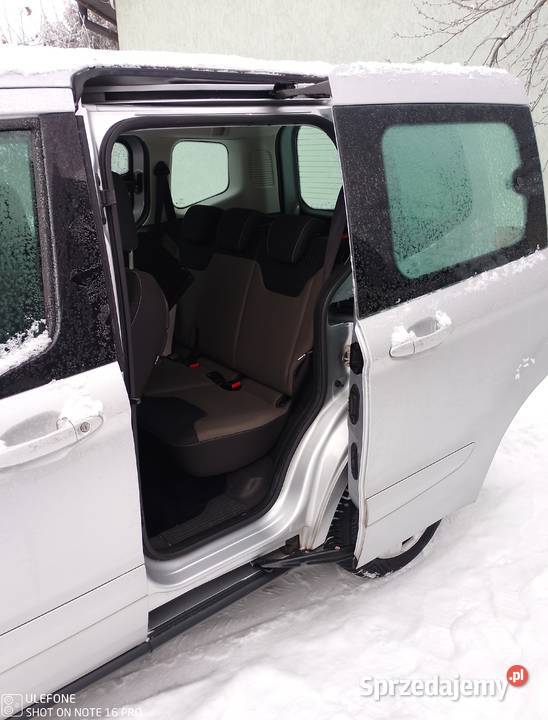 Ford nieuszkodzony Nowogród