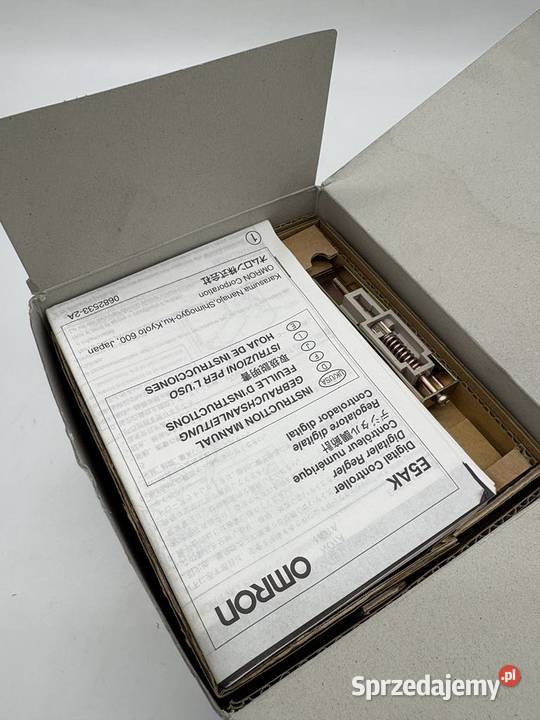 Omron E5AKAA2500 Digital controller