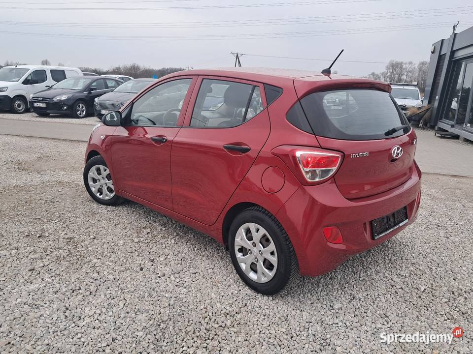 Hyundai i10 2014 klima isofix 10 benzyna z bordowy kujawsko-pomorskie Chełmno