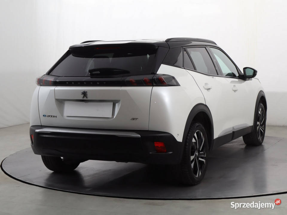 Peugeot e2008 50 kWh nawigacja Katowice