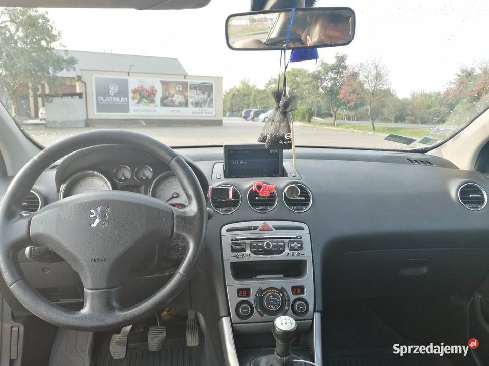 Peugeot 308 2 komplety opon 16 HDI 2009r światła przeciwmgielne Wągrowiec sprzedam
