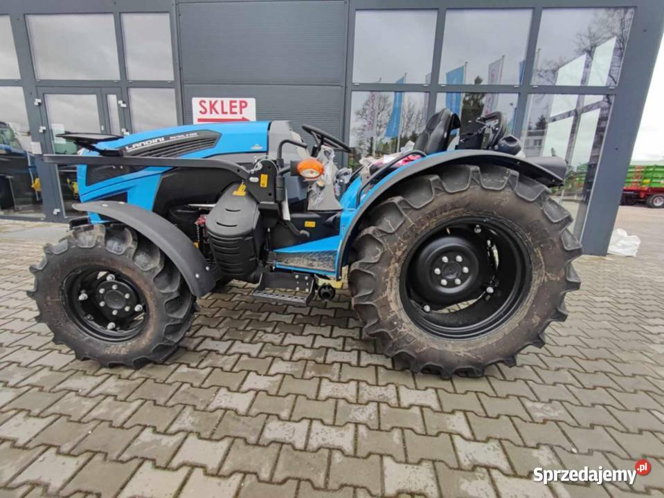 Ciągnik do tuneli foliowych LANDINI Mistral 2055 Sompolno