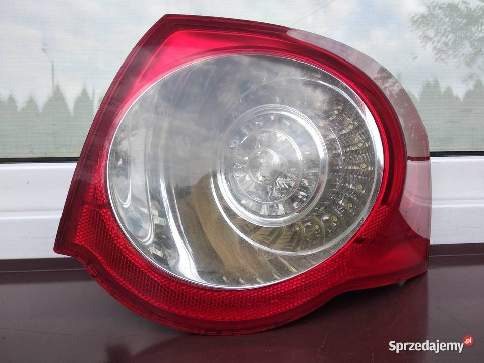 VW Passat B6 kombi Variant lampa tył tylna prawa Sieradz