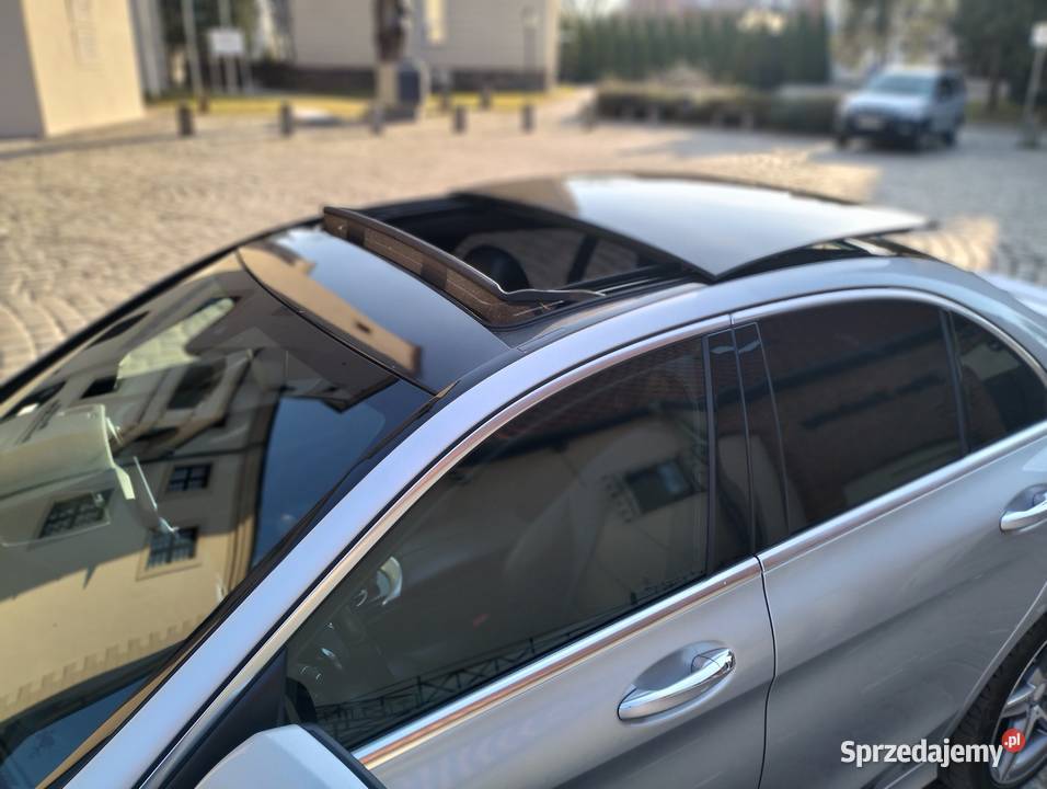 MercedesBenz C300 AMG Line 4Matic Piękny i