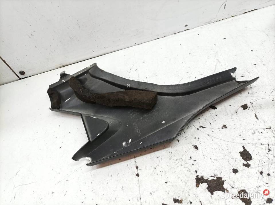 OSŁONA OWIEWKA PRAWY BOK POD KANAPĘ 83600MBZK000 Rok produkcji 2005 sprzedam