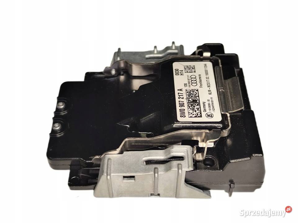 AUDI A4 B9 8W 1518r KAMERA SZYBY PRZEDNIA Przemęt sprzedam