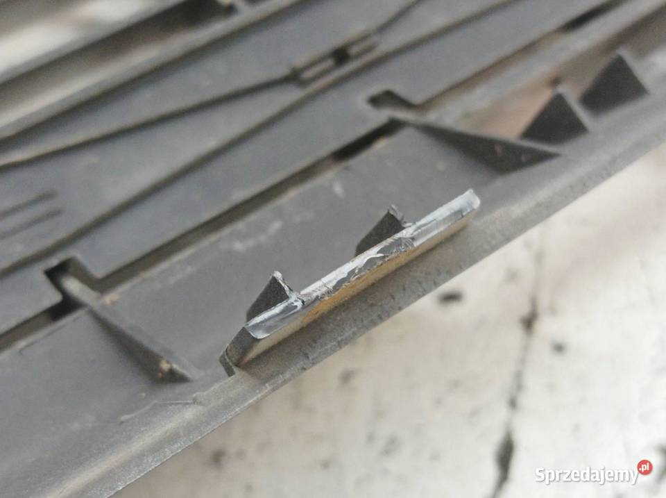 ATRAPA GRILL Fiat Croma II 20052011