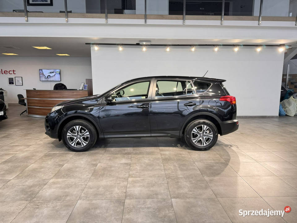 Toyota RAV4 20D4D 124 M6 2015 r komplet opon