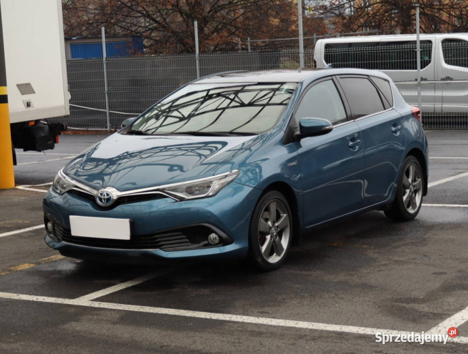 Toyota Auris Hybrid podgrzewane fotele Lublin sprzedam