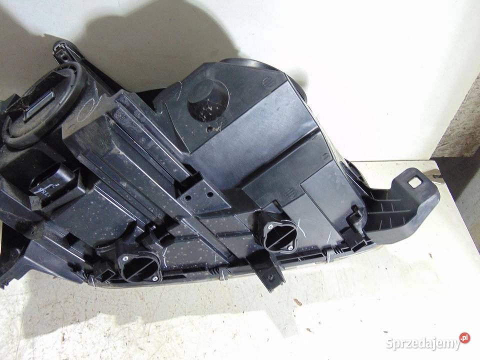 LAMPA LEWA PRZEDNIA PRZÓD W166 A1668206859 osobowe