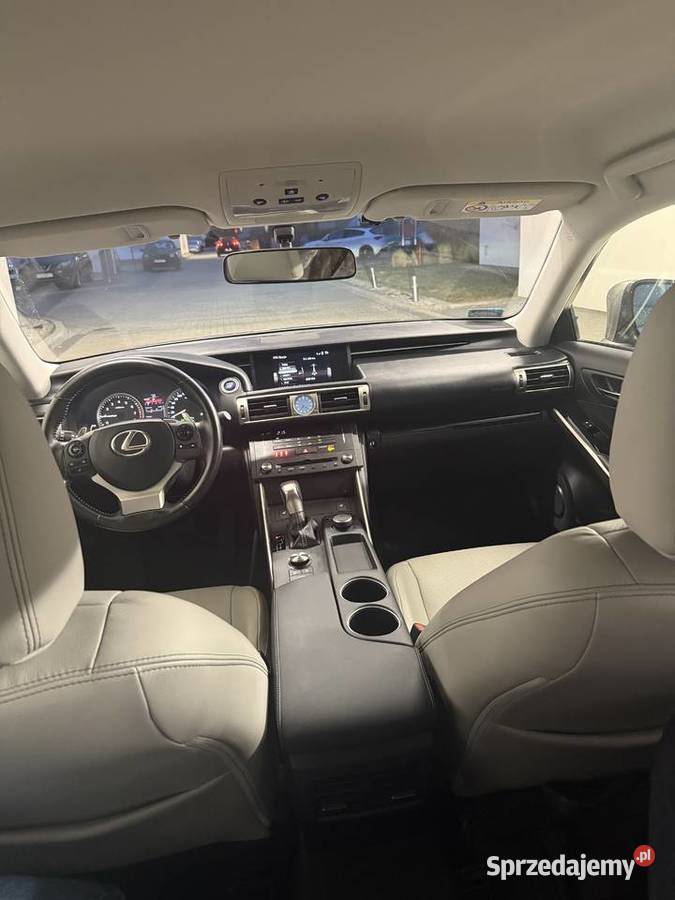 Lexus IS300h niski przebieg 40k Faktura VAT 23 czujnik deszczu Motoryzacja wielkopolskie Poznań