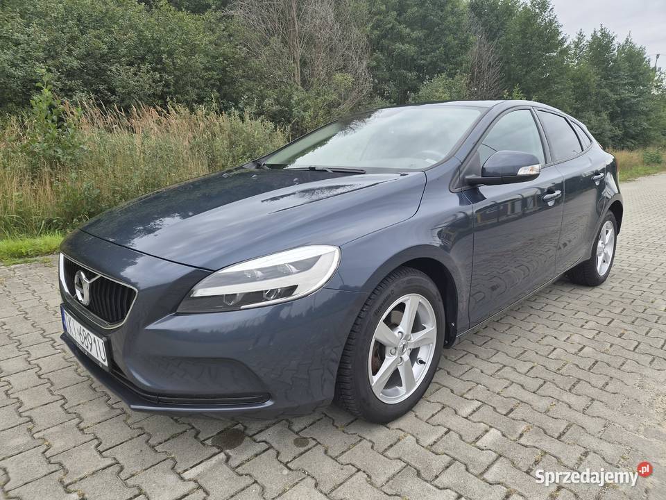 Volvo v40 Polift 20 D2 120 Sprowadzony Mniów