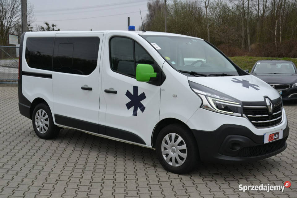 Renault Trafic 20 dci 130 ambulans karetka nosze małopolskie Kęty sprzedam