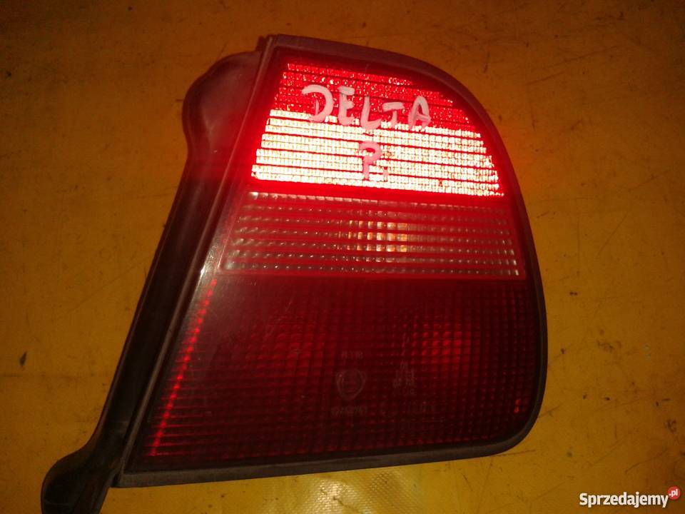 lampa tył prawa Lancia Delta 2 łódzkie Piotrków Trybunalski sprzedam
