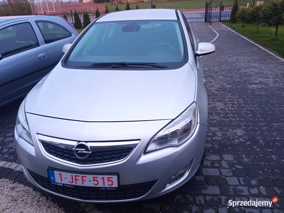 Opel Astra J 2010 benzyna gaz super stan Chełmno