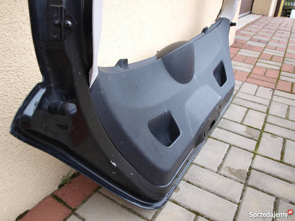 Peugeot 207 Klapa tylna czarna kpl osobowe Kalisz
