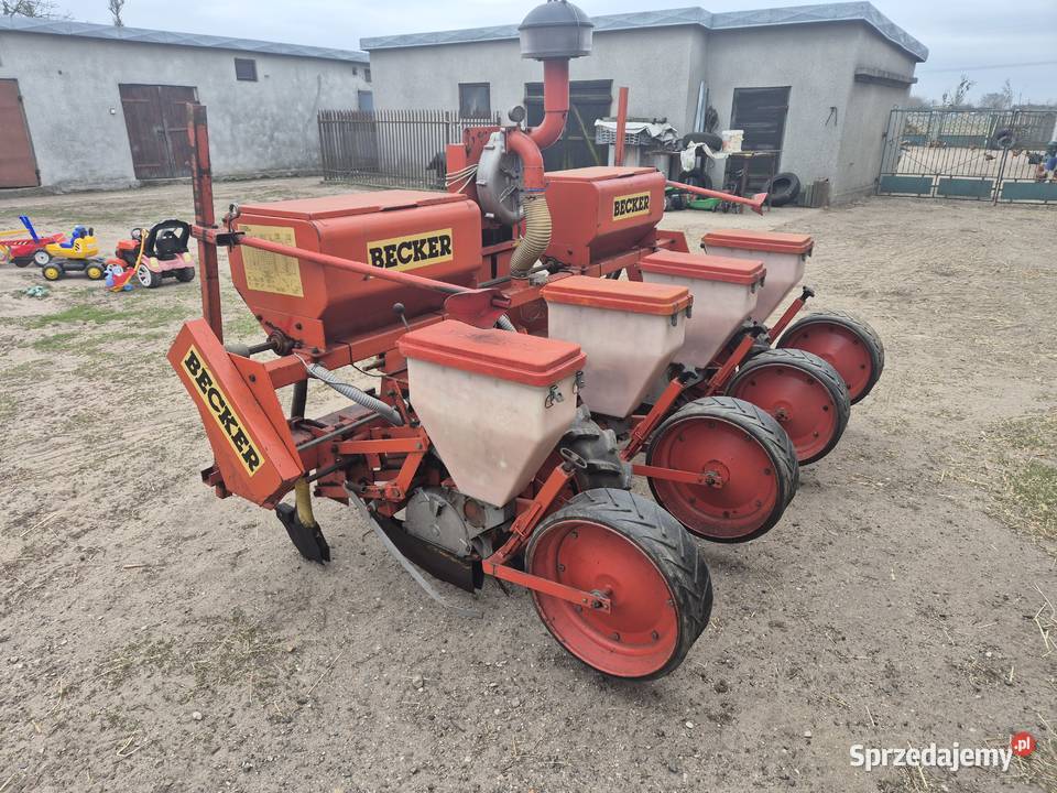 Siewnik do kukurydzy 4rzędowy Becker z sprzedam