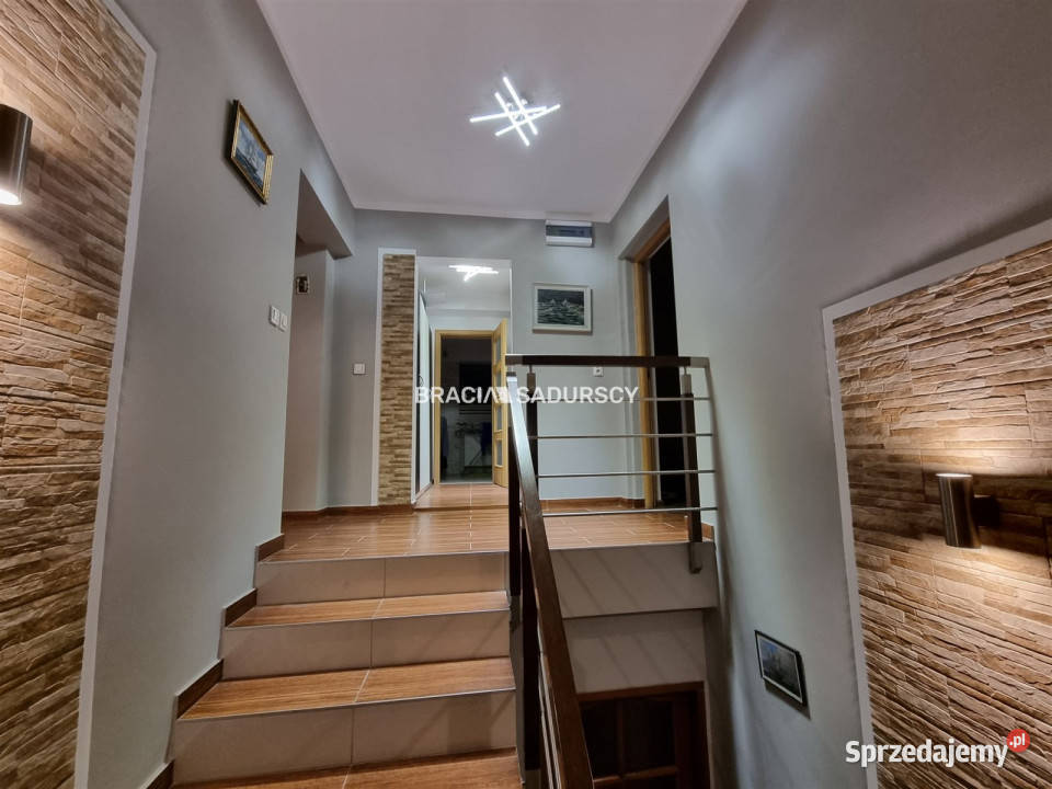 Dom wolnostojący 23003m2 Kraków