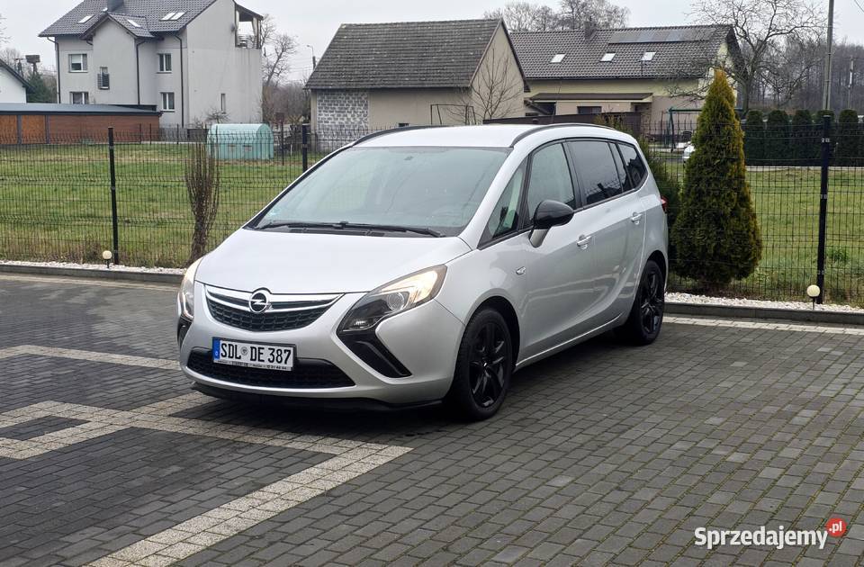 Opel Zafira 14 Turbo benzyna 7 osobowa zadbana Wola