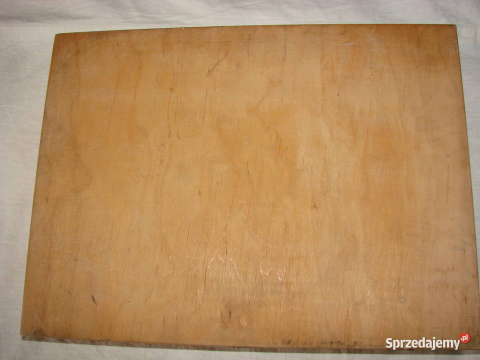 skrzynka na gwintowniki narzynki itp PRL