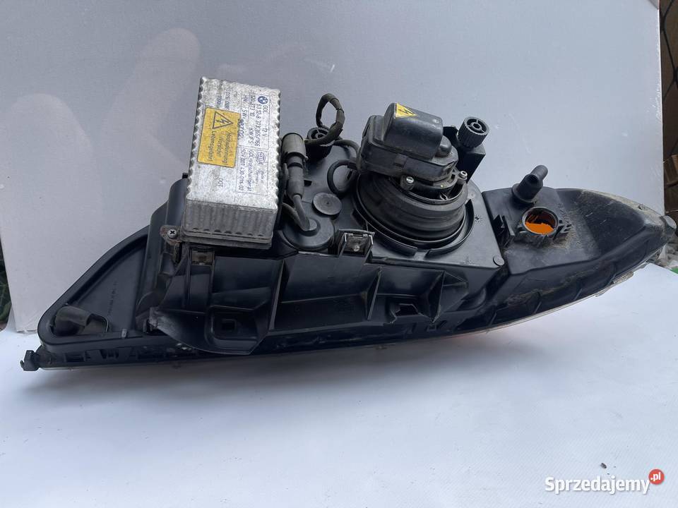 BMW E39 PRAWA LAMPA PRZÓD XENON Ostroróg