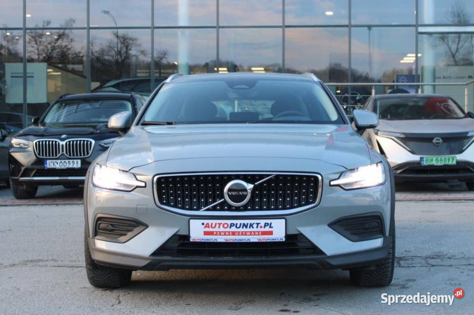Volvo V60 Cross Country 2024r Carplay Podgrz Kraków