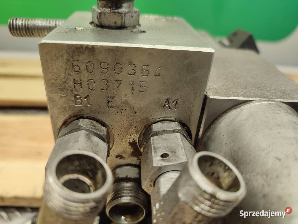 Blok hydrauliczny Merlo P 347 TOP E6090014F Wilkowo