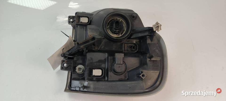 LAMPA PRAWA PRZÓD DODGE DURANGO II Lipno