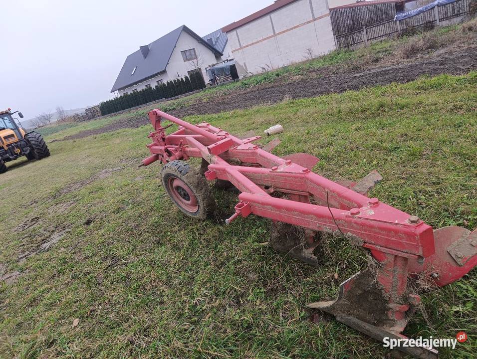 Pługi 5 skibowe nieuszkodzony lubelskie Tereszpol-Zaorenda
