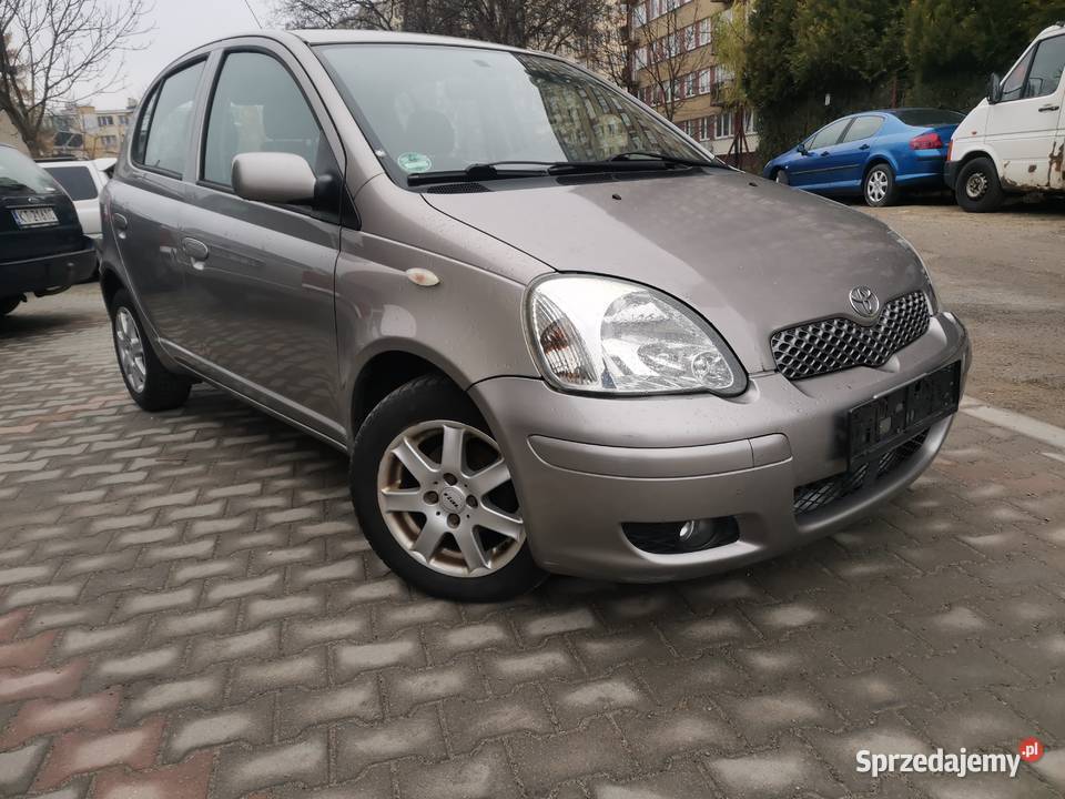 Toyota yaris z Niemiec KLIMA alufelgi mocniejszy Tarnów sprzedam