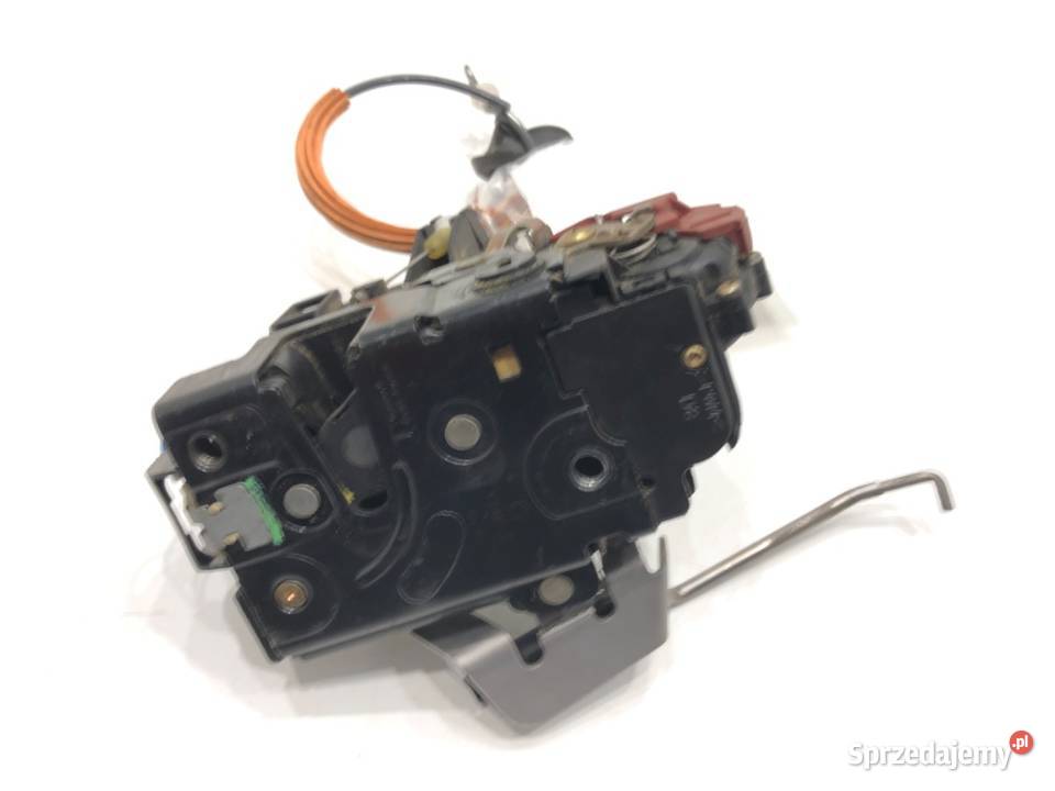 ZAMEK DRZWI PRAWY TYŁ AUDI A4 B6 Kombi