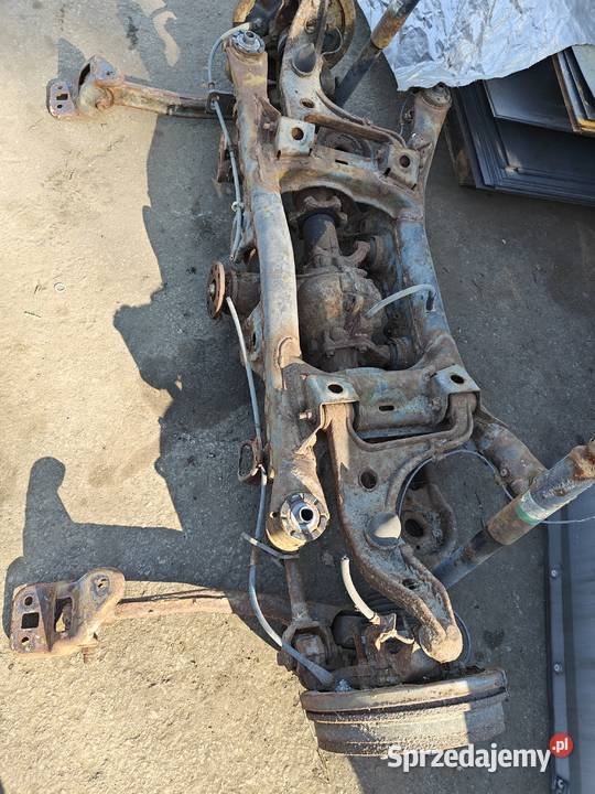 Tylne zawieszenie most Suzuki grand Vitara 2