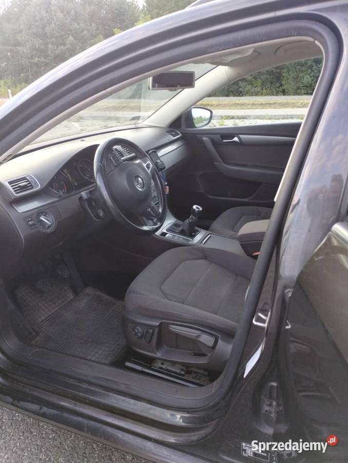 Volkswagen Passat B7 kombi 2011 nawigacja Ostrowiec Świętokrzyski