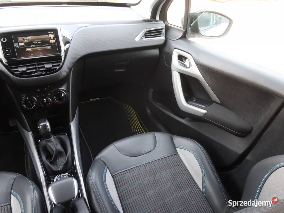 Peugeot 2008 12 PureTech elektryczne lusterka 2008