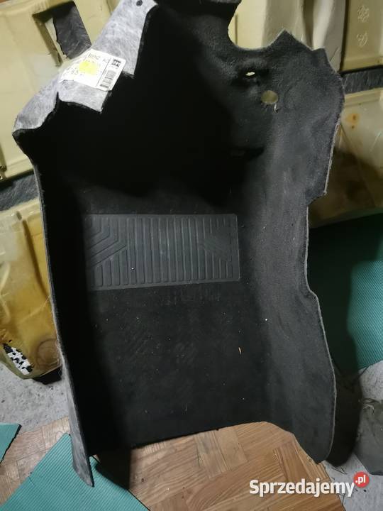 Mercedes w202 środek wykładzina osłona slubka a Ropczyce