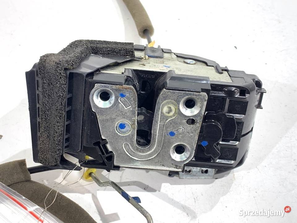 ZAMEK DRZWI LEWY PRZÓD RENAULT KADJAR SUV