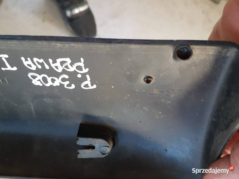 PEUGEOT 3008 I LISTWA PROGOWA PRAWA LISTWA PROGU Turek