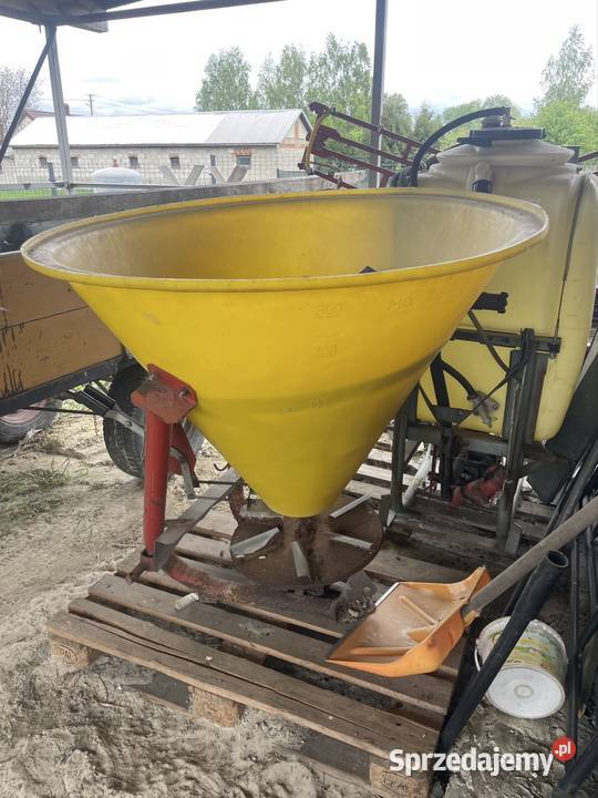 Rozsiewacz do nawozów promar i opryskiwacz lubelskie Stołpie