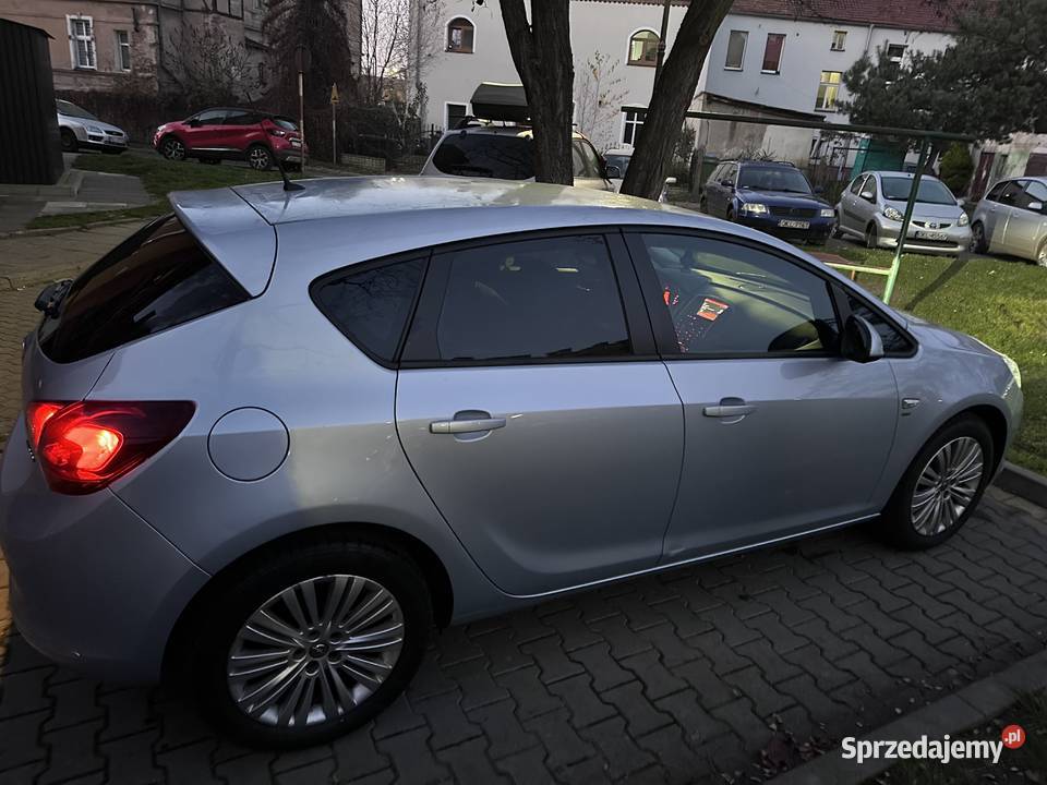 OPEL ASTRA J 2014 manualna opolskie sprzedam