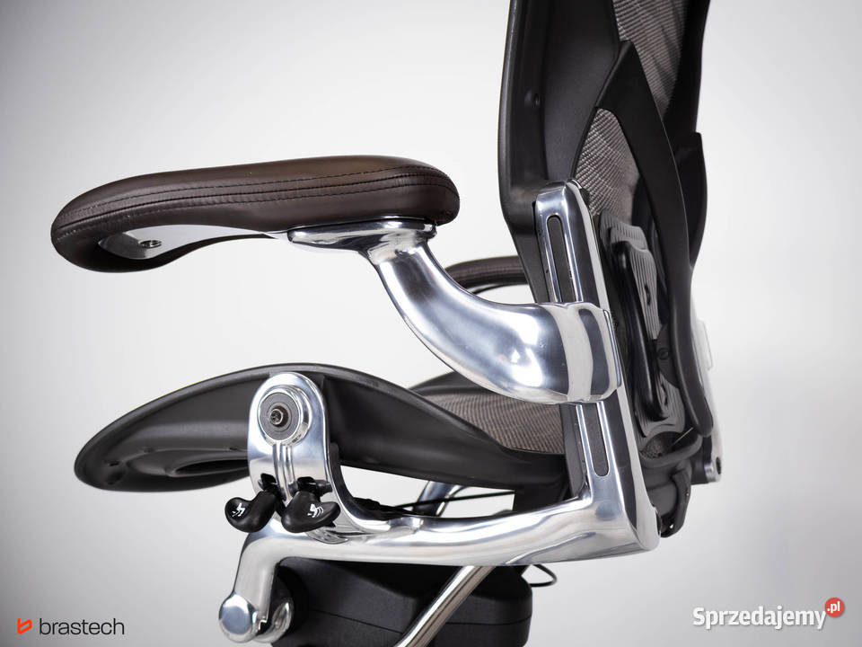 Fotel biurowy Herman Miller Aeron Classic B Sątoczno