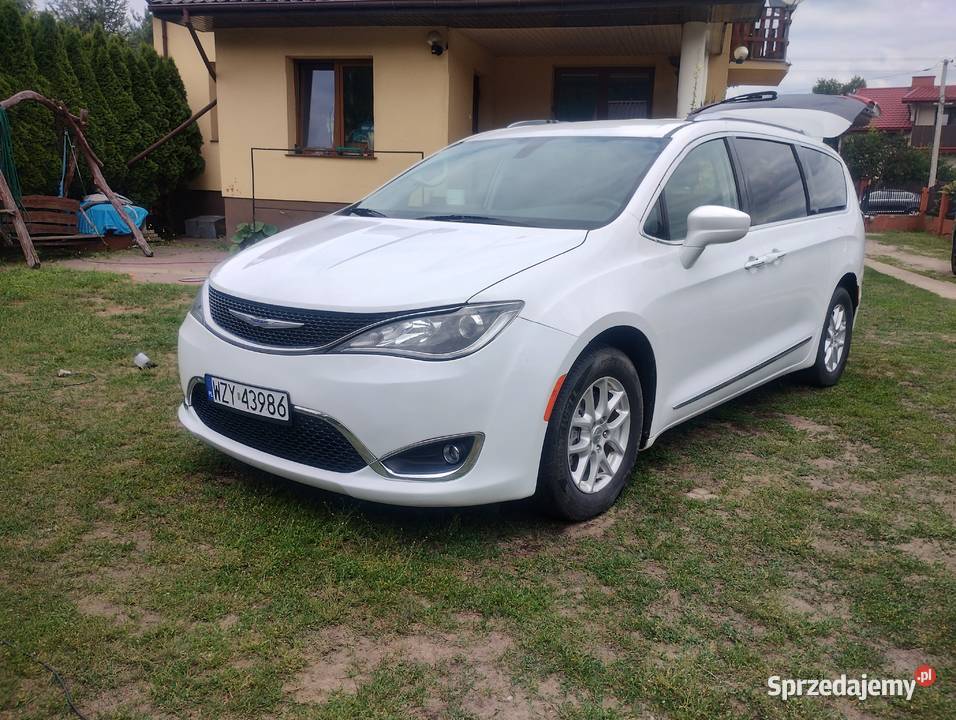 Chrysler Pacifica Touring L Olszanka