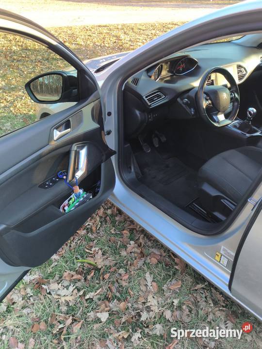 Peugeot 308 kombi II T9 2014 r bluehdi 116 IGŁA Mielec