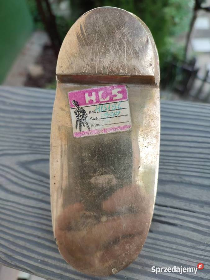 Popielniczka mosiężna but Bydgoszcz