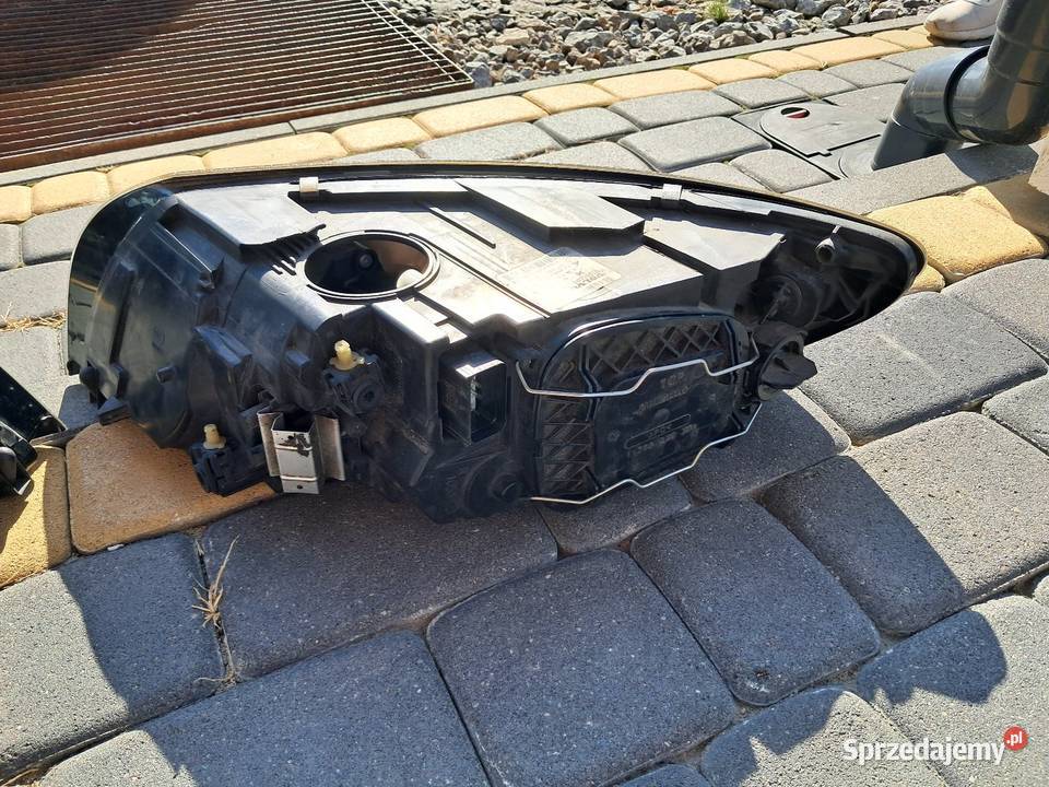 LampaLampy lewa prawa przednia przod Volvo V50 Rok produkcji 2008 Chełm
