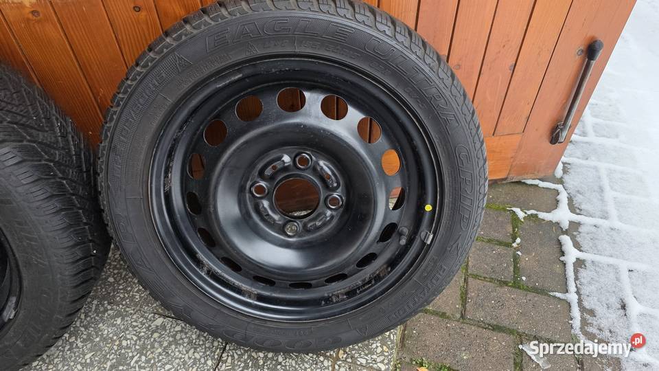 Felgi Mitsubishi 4x 1143 zimówki 7mm GoodYear sprzedam